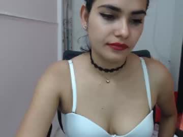 Cute Brunette Girlfriend Giving Her All To Make Him Cum