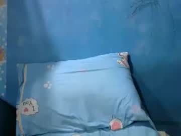 Lovely girl gives oral sex to her man