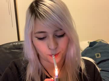 Asian babe want a big dick